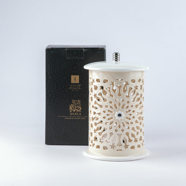 Medium Electronic Candle From Asalah - Creamy + Silver